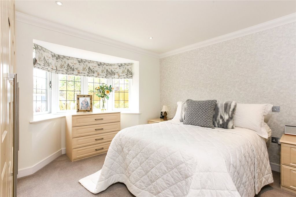 Additional image 9 of 3 bed detached bungalow for saleLovel Road, Windsor SL4