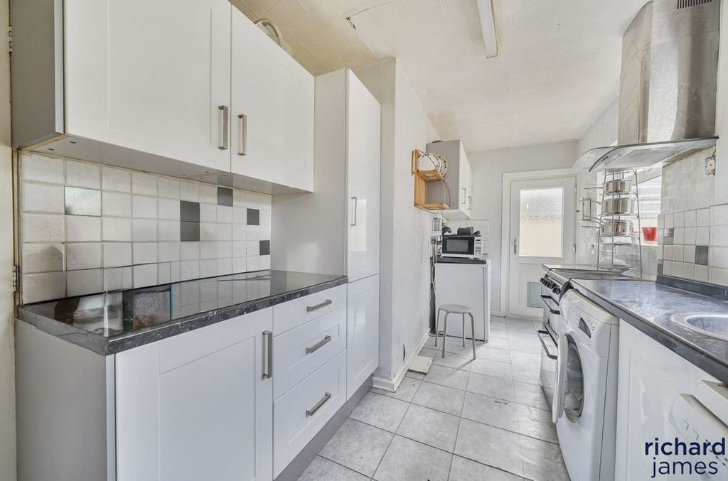 Additional image 8 of 3 bed semi-detached house for saleWoodside Avenue, Old Walcot, Swindon SN3