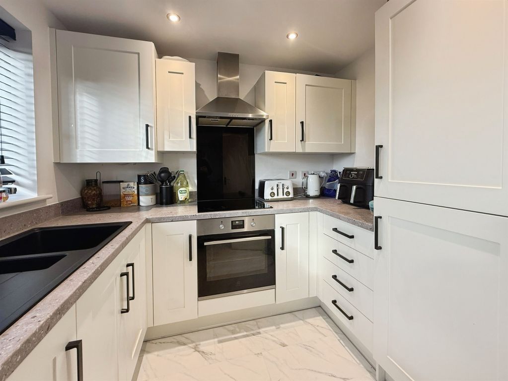 Additional image 2 of 3 bed semi-detached house for saleGrayling Avenue, Swindon SN3