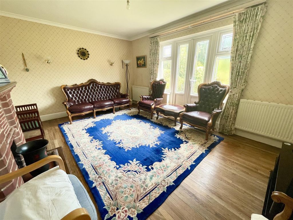 Additional image 9 of 3 bed detached house for saleDowns View Road, Swindon SN3