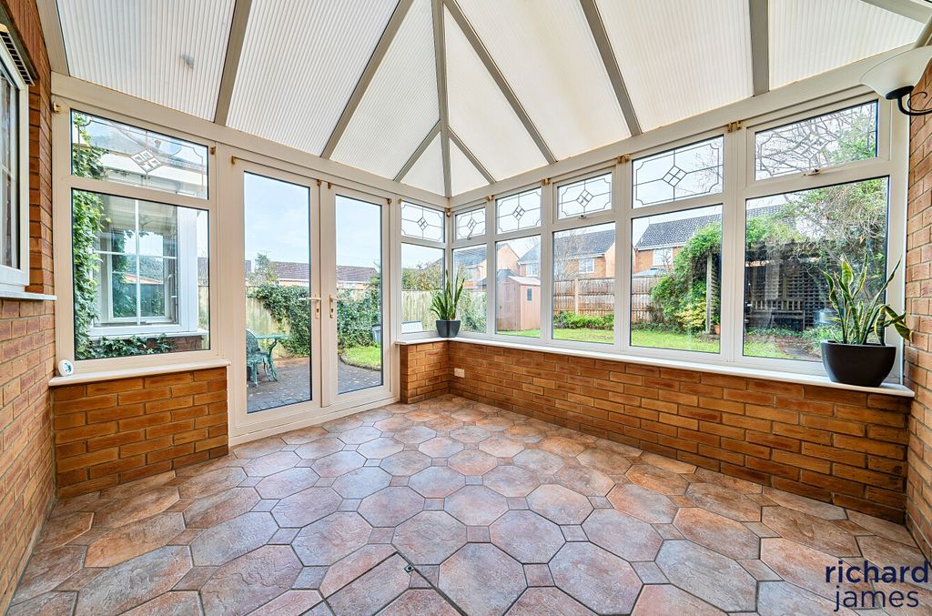 Additional image 6 of 4 bed detached house for saleDartmoor Close, Rushey Platt, Swindon SN5