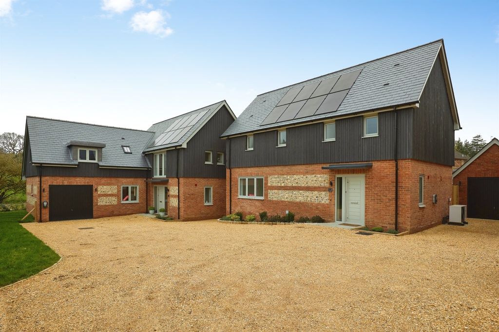 Additional image 8 of 3 bed detached house for saleWitt Road, Winterslow, Salisbury SP5