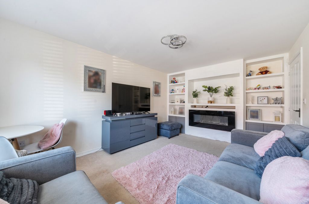 Additional image 4 of 5 bed detached house for salePolesdon Avenue, Coate, Swindon SN3