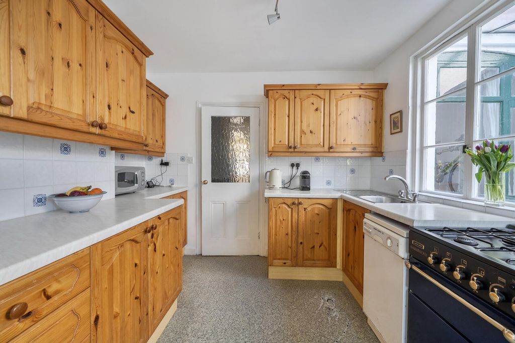 3 bed terraced house for saleCommercial Road, Devizes SN10 photo 5