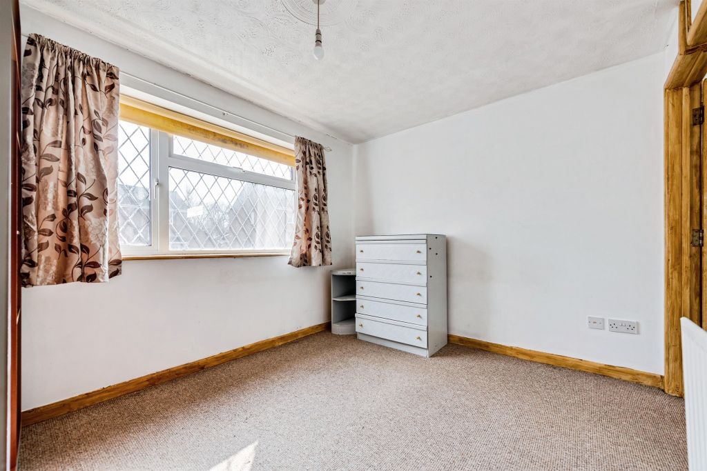 Additional image 15 of 4 bed semi-detached house for saleCastlefield Close, Eastleaze, Swindon SN5