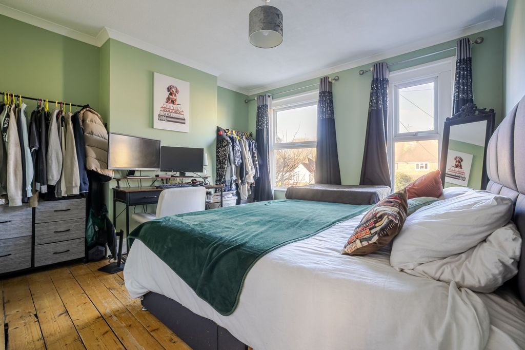 Additional image 4 of 2 bed flat for saleFernbank Road, Ascot SL5