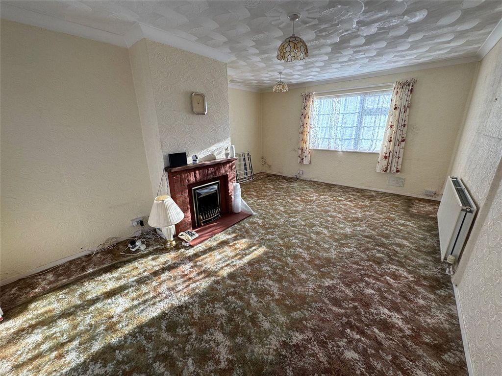 Additional image 4 of 3 bed detached house for saleWardley Close, Park South, Swindon SN3