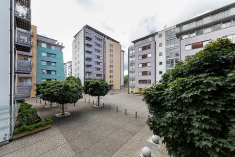 Deals Gateway, London SE13, Studio for sale