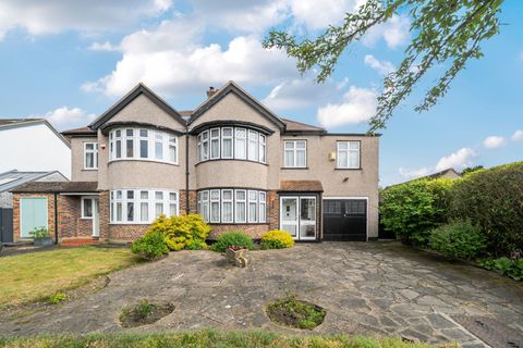 The Grove, West Wickham BR4