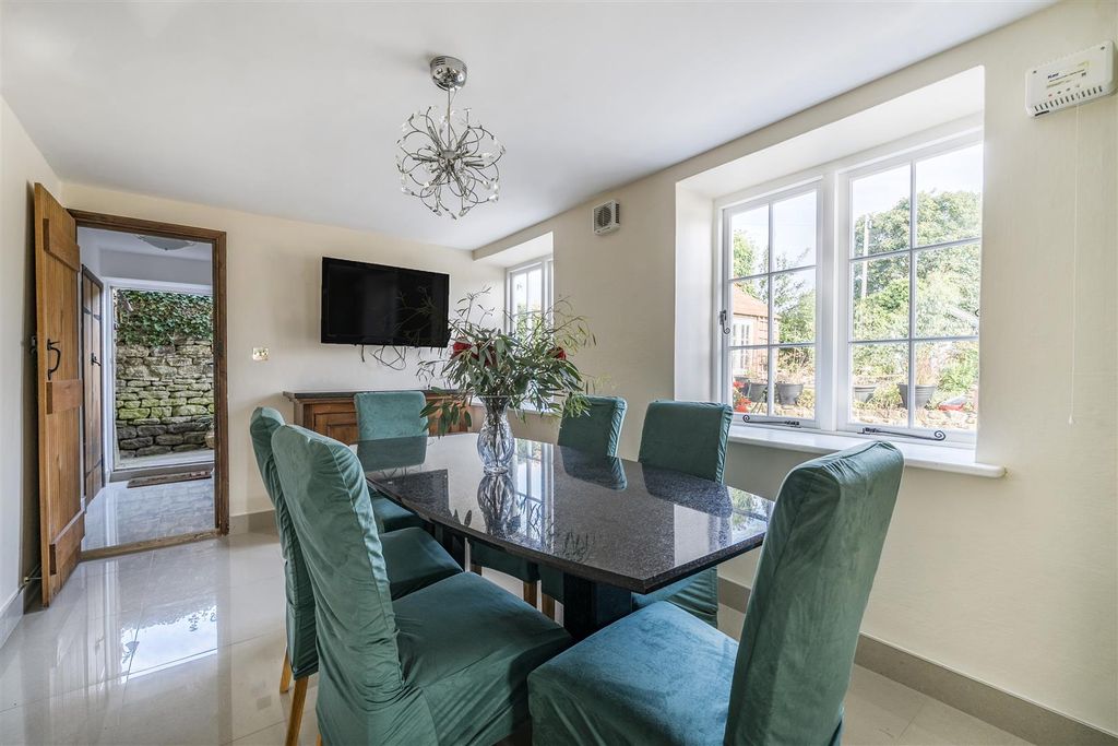 Additional image 8 of 5 bed detached house for saleSandy Lane, Chippenham SN15