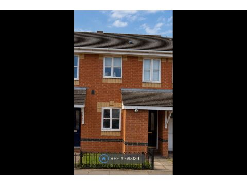 Trader Road, London E6