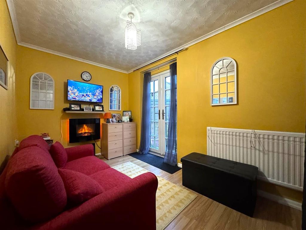 Additional image 11 of 3 bed detached bungalow for saleFairford Crescent, Upper Stratton, Swindon SN25