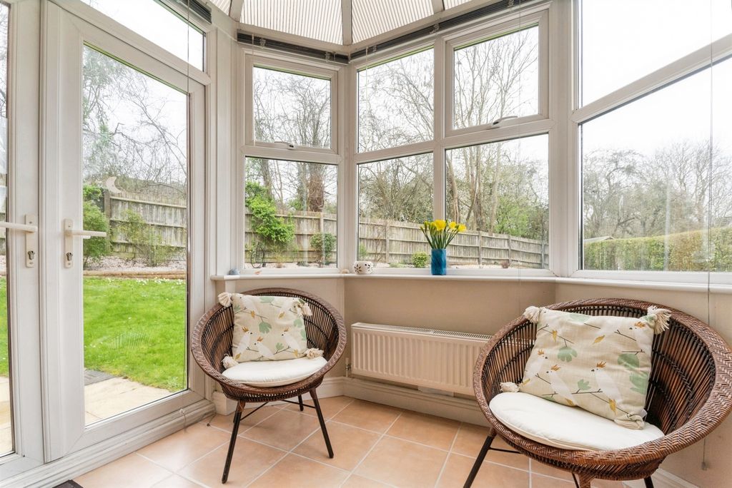 Additional image 3 of 4 bed detached house for saleJuno Way, Swindon SN5
