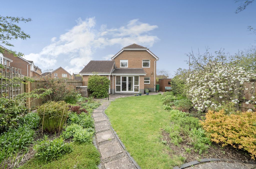 Additional image 18 of 4 bed detached house for saleElsham Way, Swindon, Wiltshire SN25