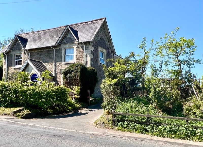 3 bed semi-detached house for saleHilmarton, Calne SN11