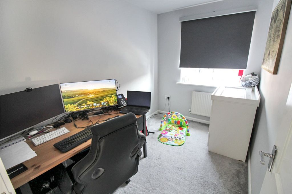 Additional image 11 of 3 bed terraced house for saleVistula Crescent, Swindon, Wiltshire SN25