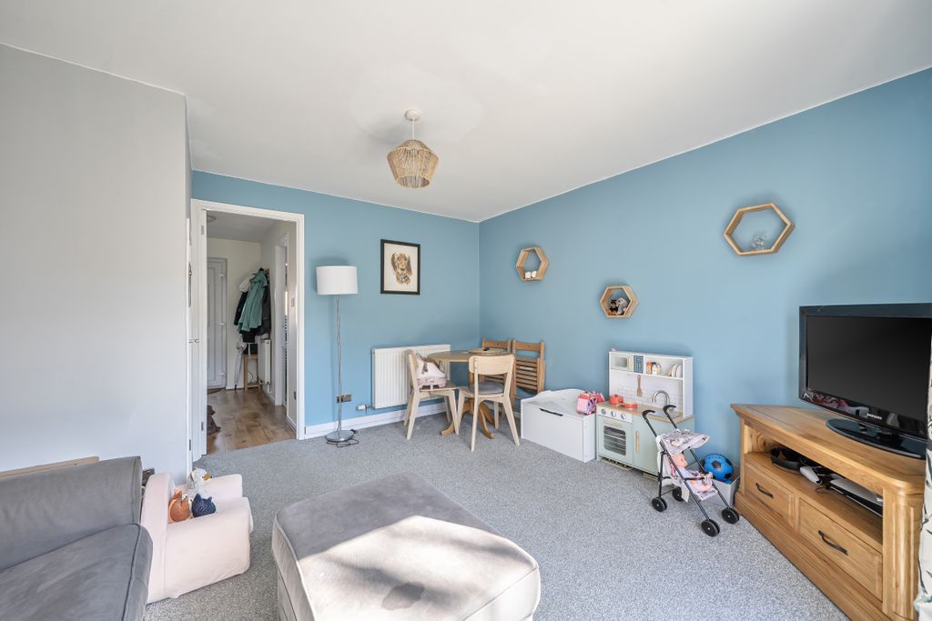 Additional image 3 of 2 bed end terrace house for saleRamsthorn Close, Woodhall Park, Swindon SN2