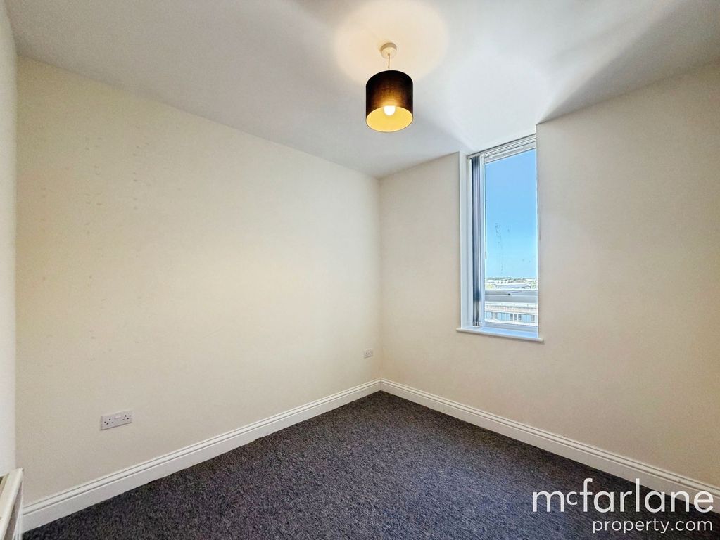 Additional image 8 of 2 bed flat for saleFarnsby Street, Swindon SN1