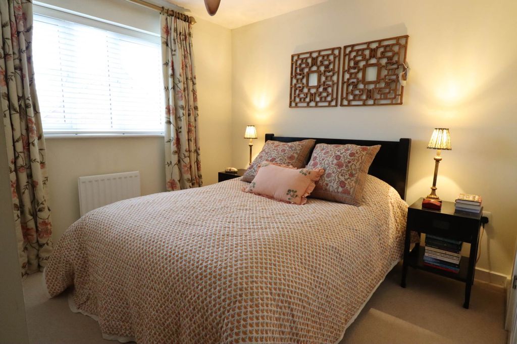 Additional image 7 of 4 bed semi-detached house for saleWhite Horse Road, Marlborough SN8