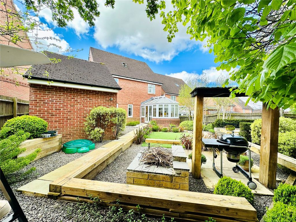 Additional image 13 of 5 bed detached house for saleGosling Close, Wanborough, Swindon SN4