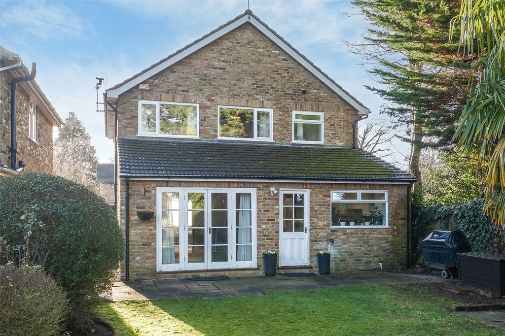 4 bed detached house for saleWoolford Close, Winkfield Row, Bracknell, Berkshire RG42
