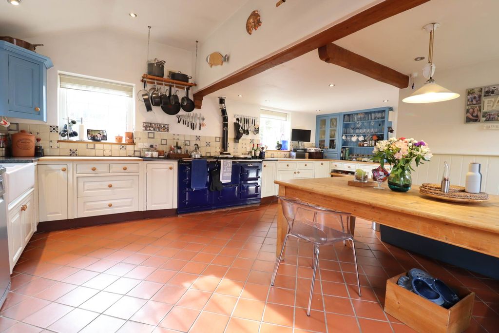 Additional image 3 of 4 bed detached house for saleHinton Parva, Swindon SN4