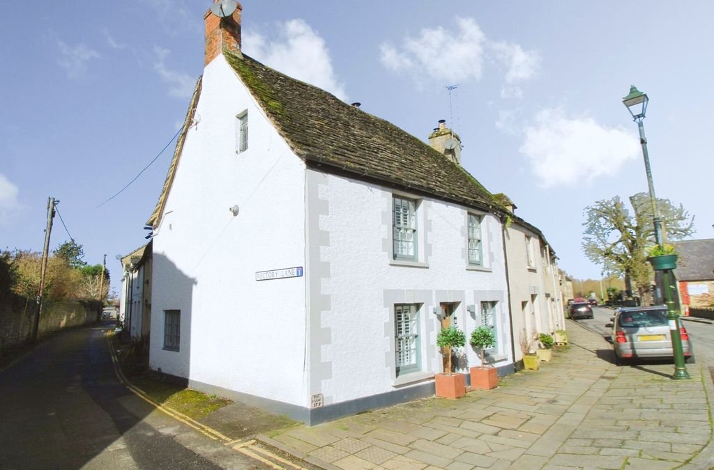 3 bed end terrace house for saleHigh Street, Cricklade SN6