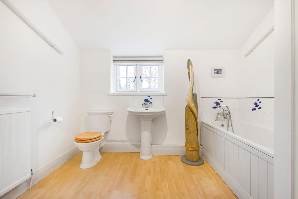 Additional image 15 of 7 bed detached house for saleDraycot Cerne, Chippenham, Wiltshire SN15