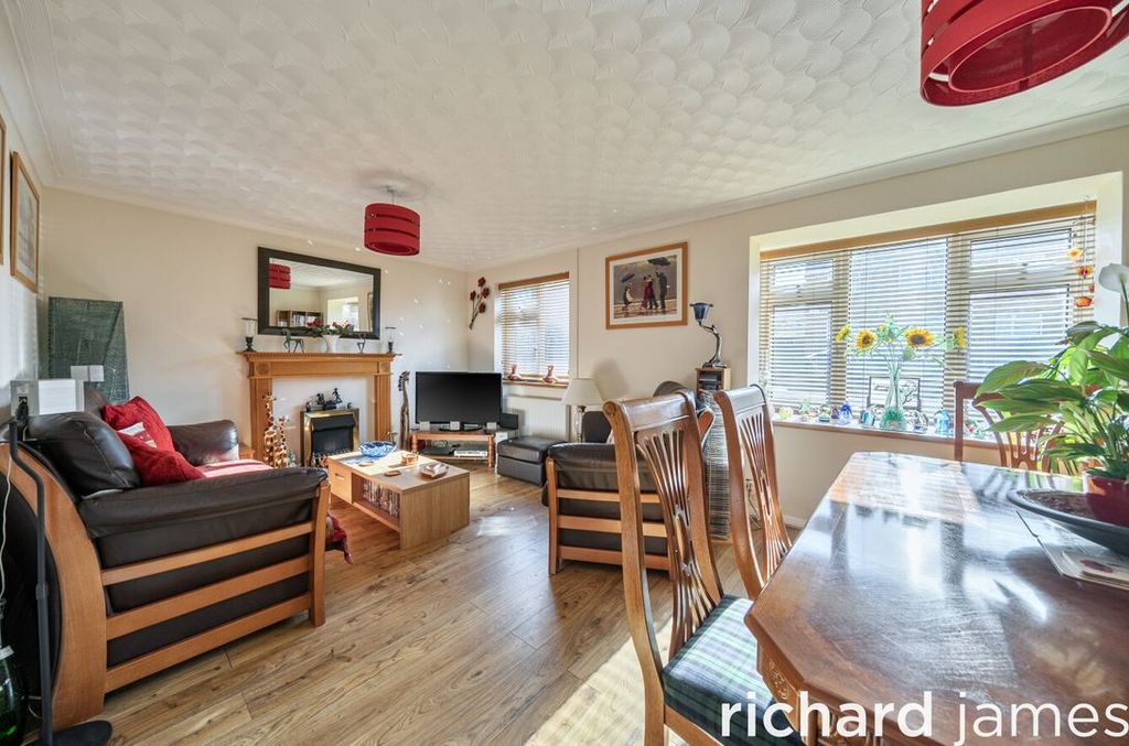Additional image 2 of 4 bed semi-detached house for saleWestminster Road, Toothill, Swindon SN5