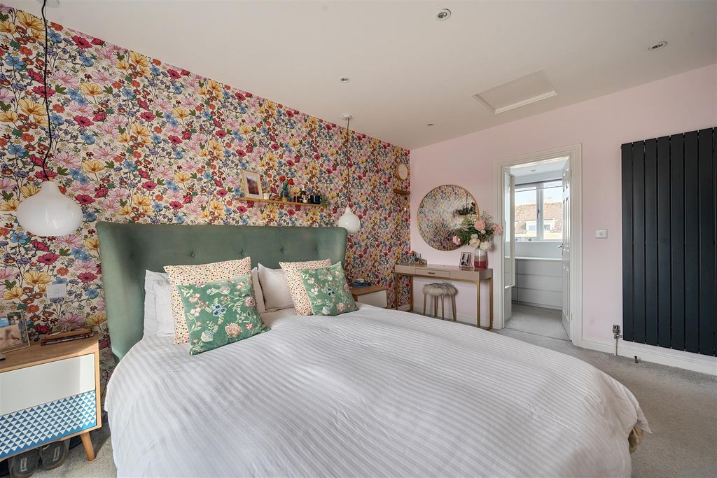 Additional image 12 of 4 bed semi-detached house for saleCowley Way, Sutton Benger, Chippenham SN15