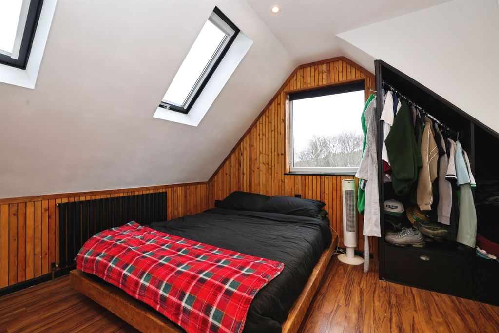 Additional image 9 of 4 bed semi-detached house for saleHudson Road, Salisbury SP1