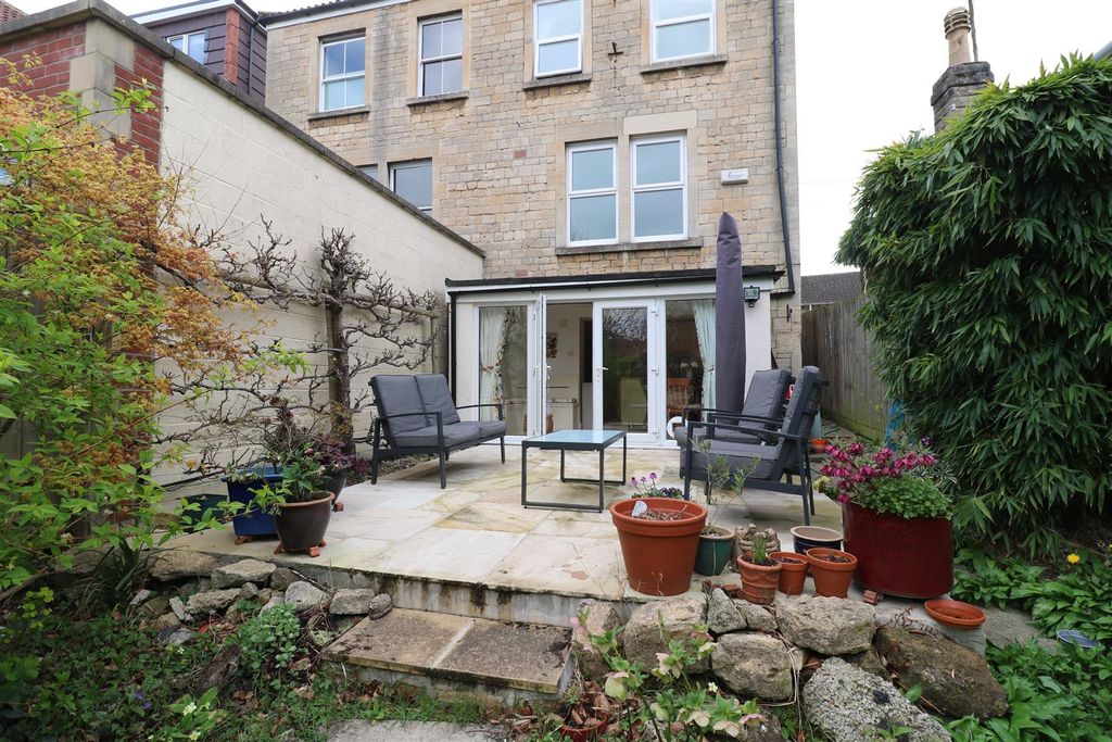 Additional image 20 of 3 bed semi-detached house for saleClarendon Road, Trowbridge BA14