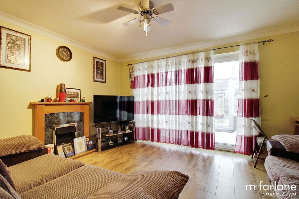 Additional image 4 of 3 bed terraced house for saleEdale Moor, Swindon SN3