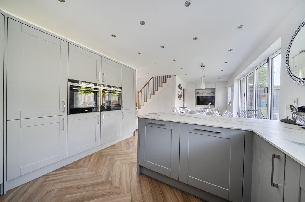 Additional image 4 of 4 bed detached house for saleMagdalen Road, Wanborough SN4