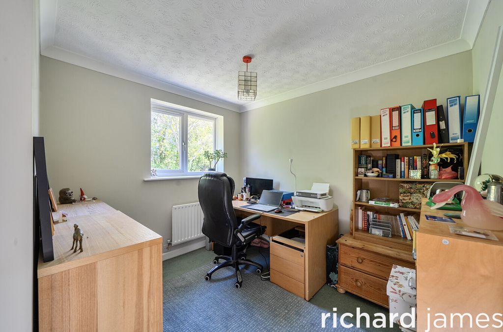 Additional image 10 of 5 bed detached house for saleHungerford Close, The Prinnels, Swindon SN5