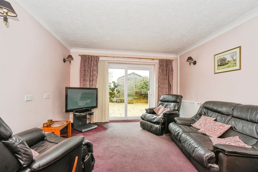 Additional image 4 of 3 bed detached bungalow for saleLong Ridings, Chippenham SN15