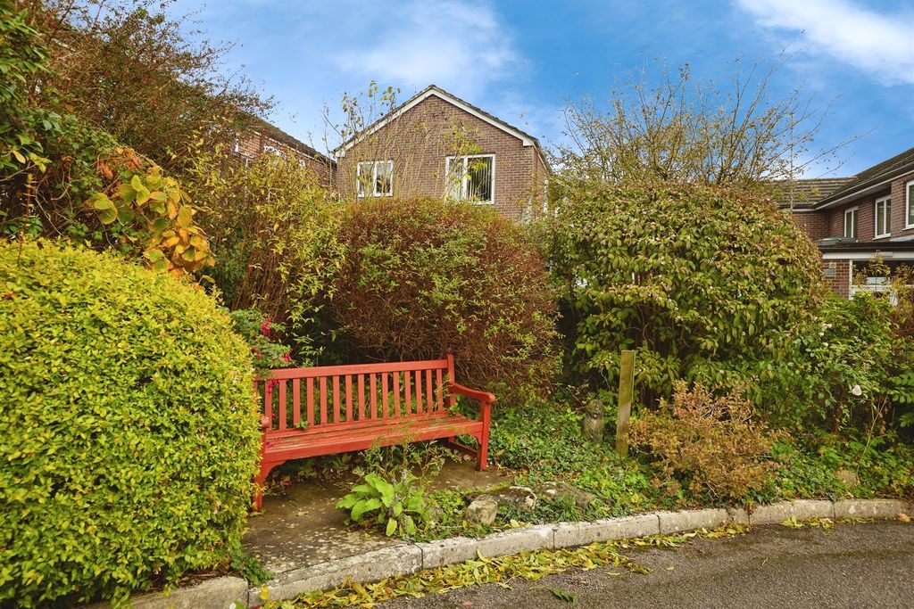 Additional image 11 of 1 bed flat for saleSt. Edwards Court, Shaftesbury SP7