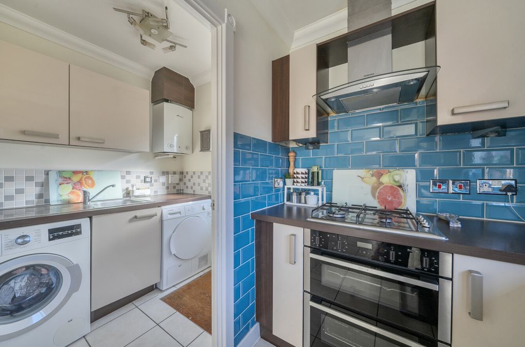 Additional image 20 of 5 bed detached house for saleOkus Road, Old Town, Swindon SN1