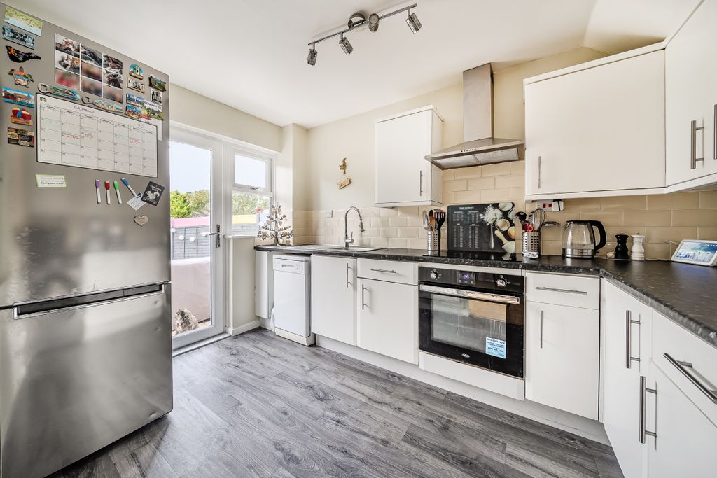 3 bed semi-detached house for saleCastleton Road, Middleleaze, Swindon SN5 photo 3