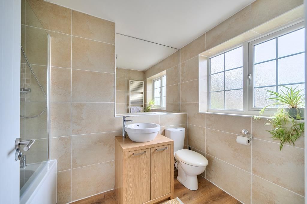 Additional image 22 of 6 bed detached house for saleFennel Close, Swindon SN2
