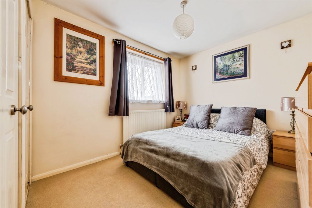 Additional image 5 of 2 bed semi-detached house for salePennycress Close, Swindon SN25