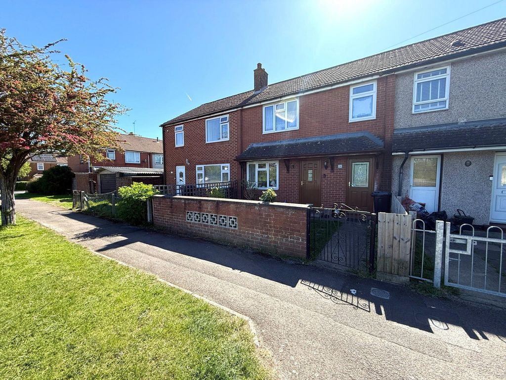 3 bed terraced house for saleDrakes Way, Swindon, 3 SN3