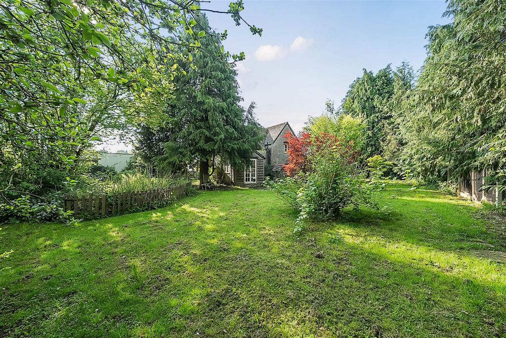 Additional image 2 of 3 bed detached house for saleStanton St. Quintin, Chippenham SN14