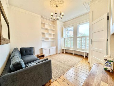 Dalmeny Road, London N7