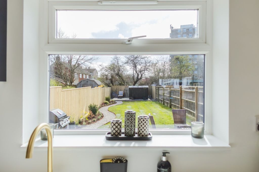 Additional image 6 of 3 bed terraced house for saleAshbury Avenue, Swindon, Wiltshire SN3