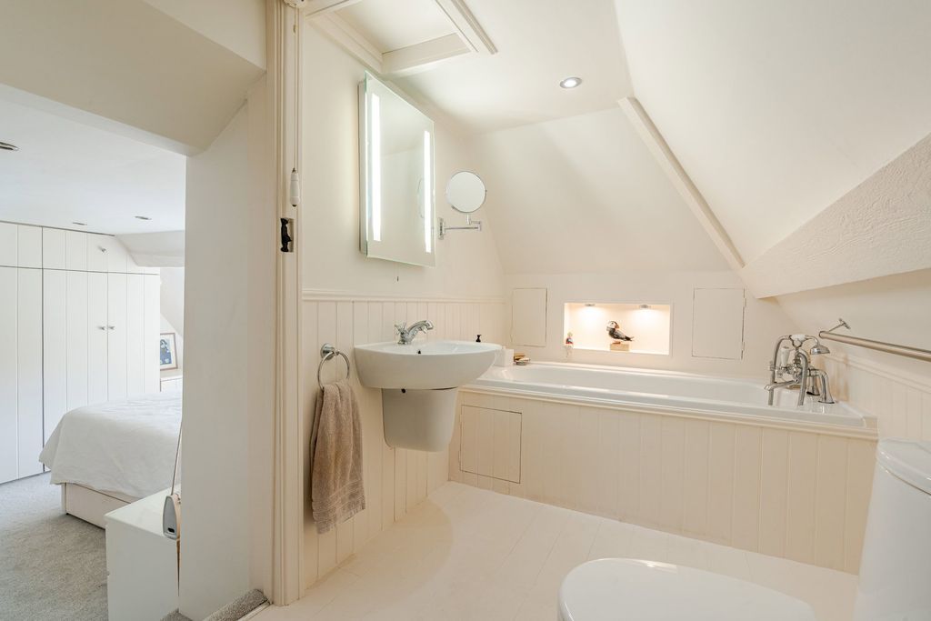Additional image 11 of 4 bed detached house for saleSutton Benger, Chippenham SN15