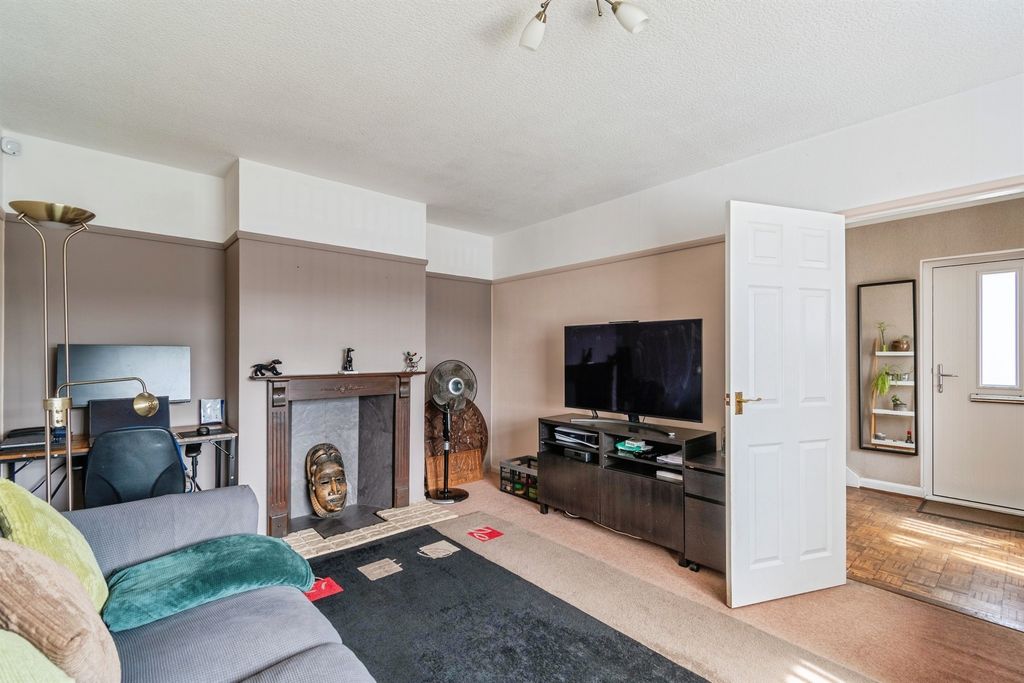 Additional image 5 of 3 bed semi-detached house for saleBrook Street, Chippenham SN14