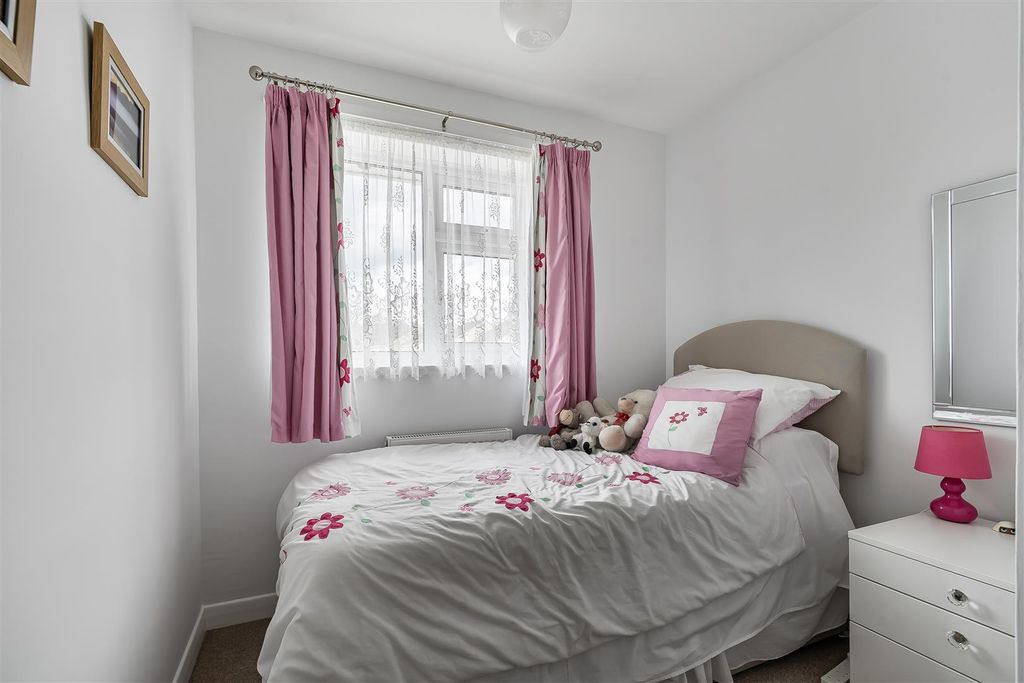 Additional image 19 of 4 bed detached house for saleSalisbury Close, Chippenham SN14