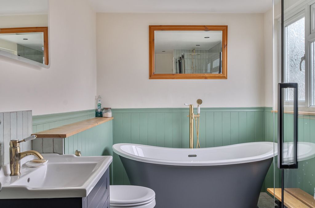 Additional image 15 of 5 bed semi-detached house for saleMarshfield Way, Stratton St Margaret, Swindon SN3