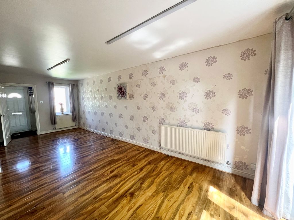 Additional image 4 of 3 bed semi-detached house for salePartridge Way, Old Sarum, Salisbury SP4
